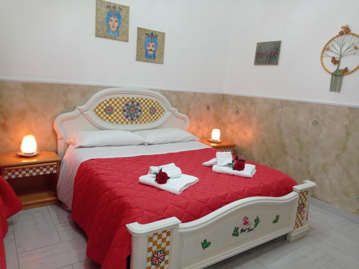 Mary Home - Casa Vacanza Taormina Szoba fotó