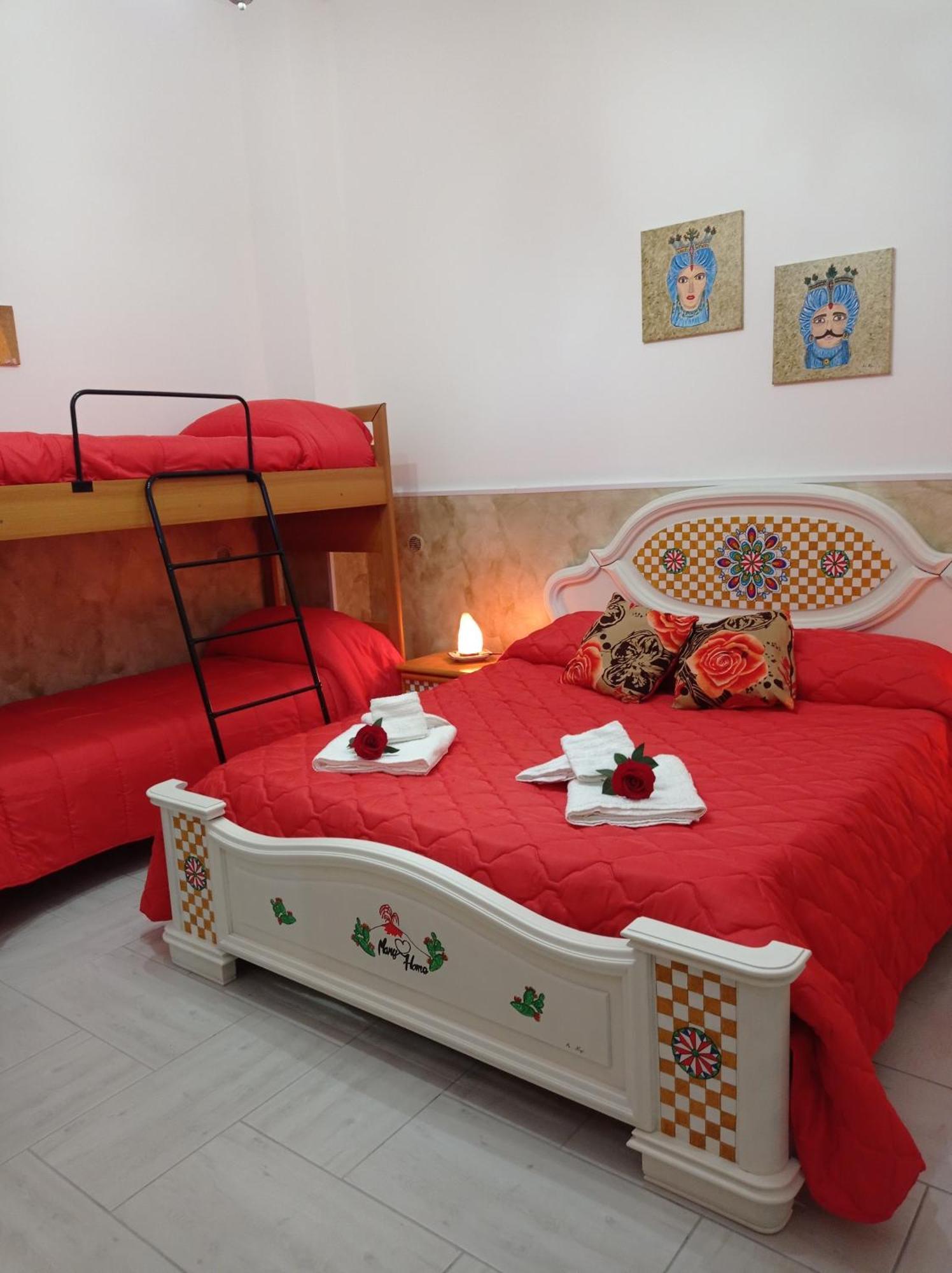 Mary Home - Casa Vacanza Taormina Szoba fotó